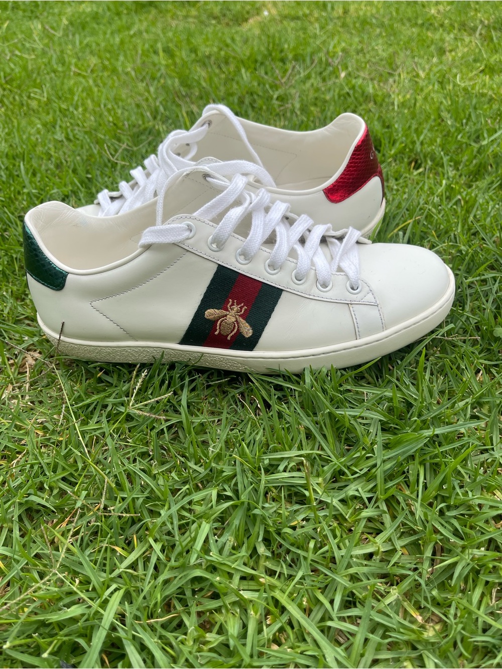 Gucci White Leather Sneakers with Green and Red Web Stripe and Bee /no box - Picture 2 of 6